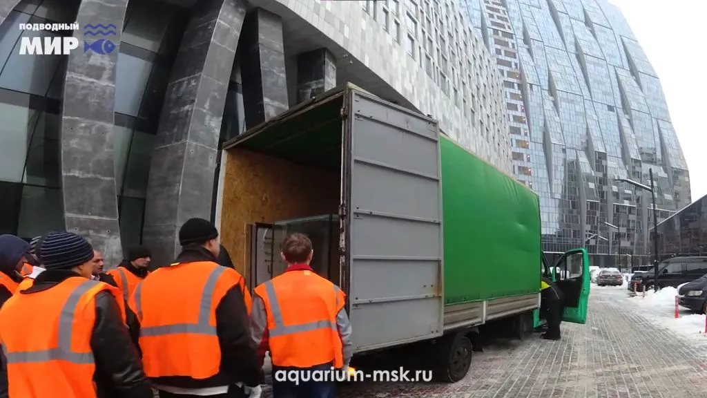 Доставка аквариума — погрузка